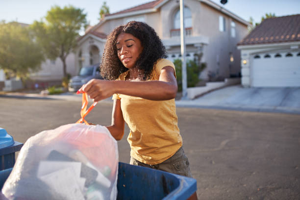 Best Construction Debris Removal  in Coalinga, CA
